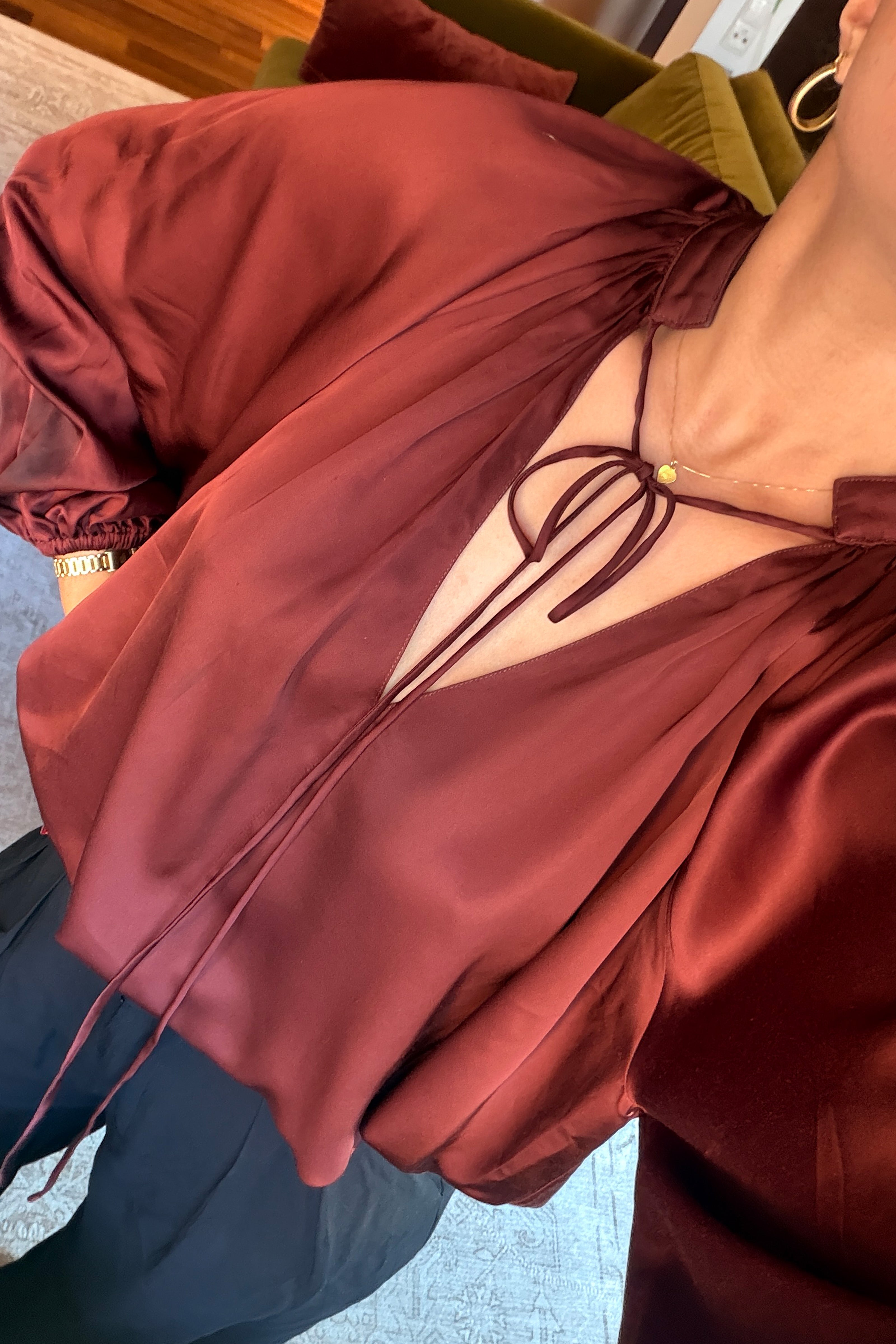 Blusa Fluida Satén Viscosa Burdeos