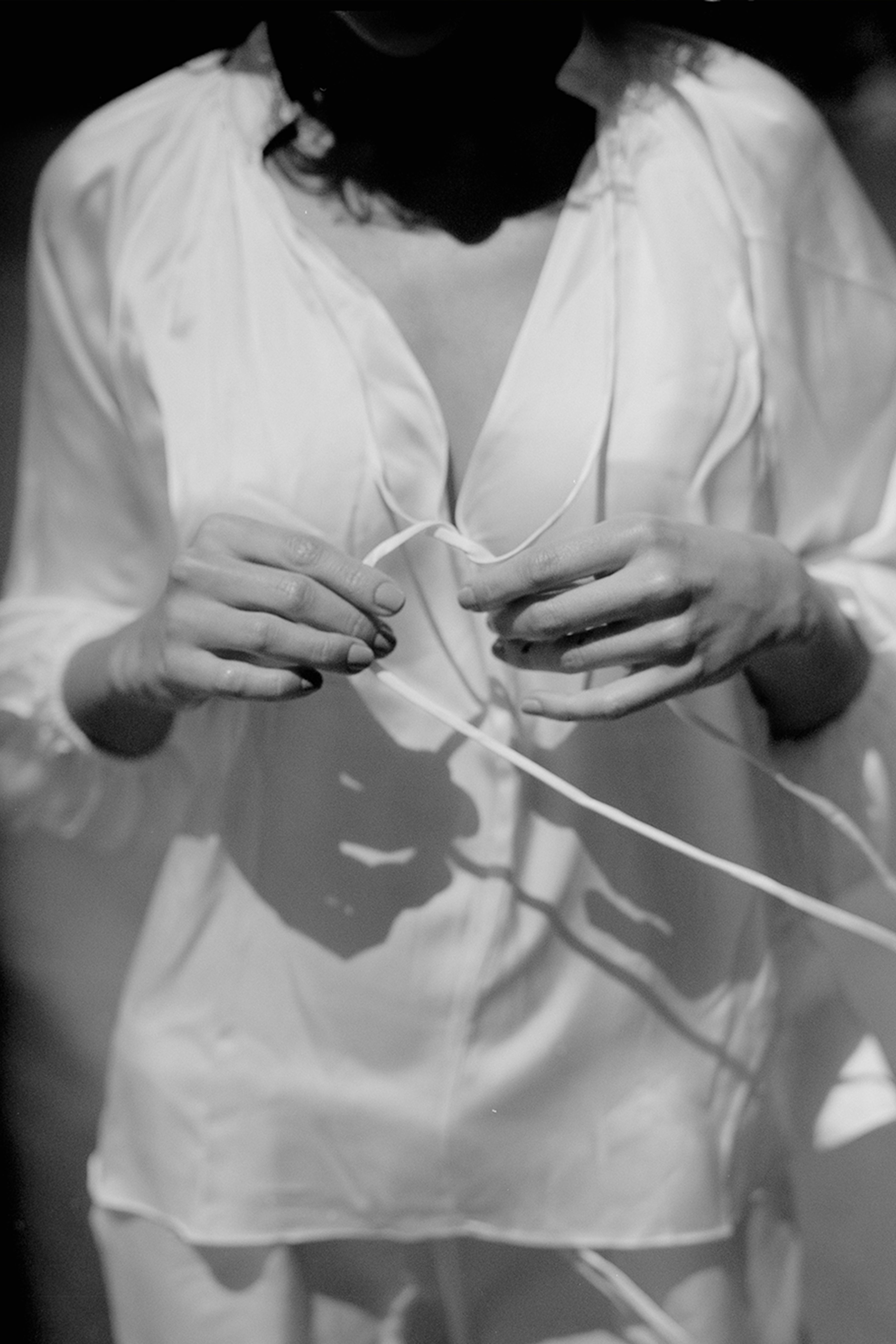 Bata Fluida Cetim Viscose Branca