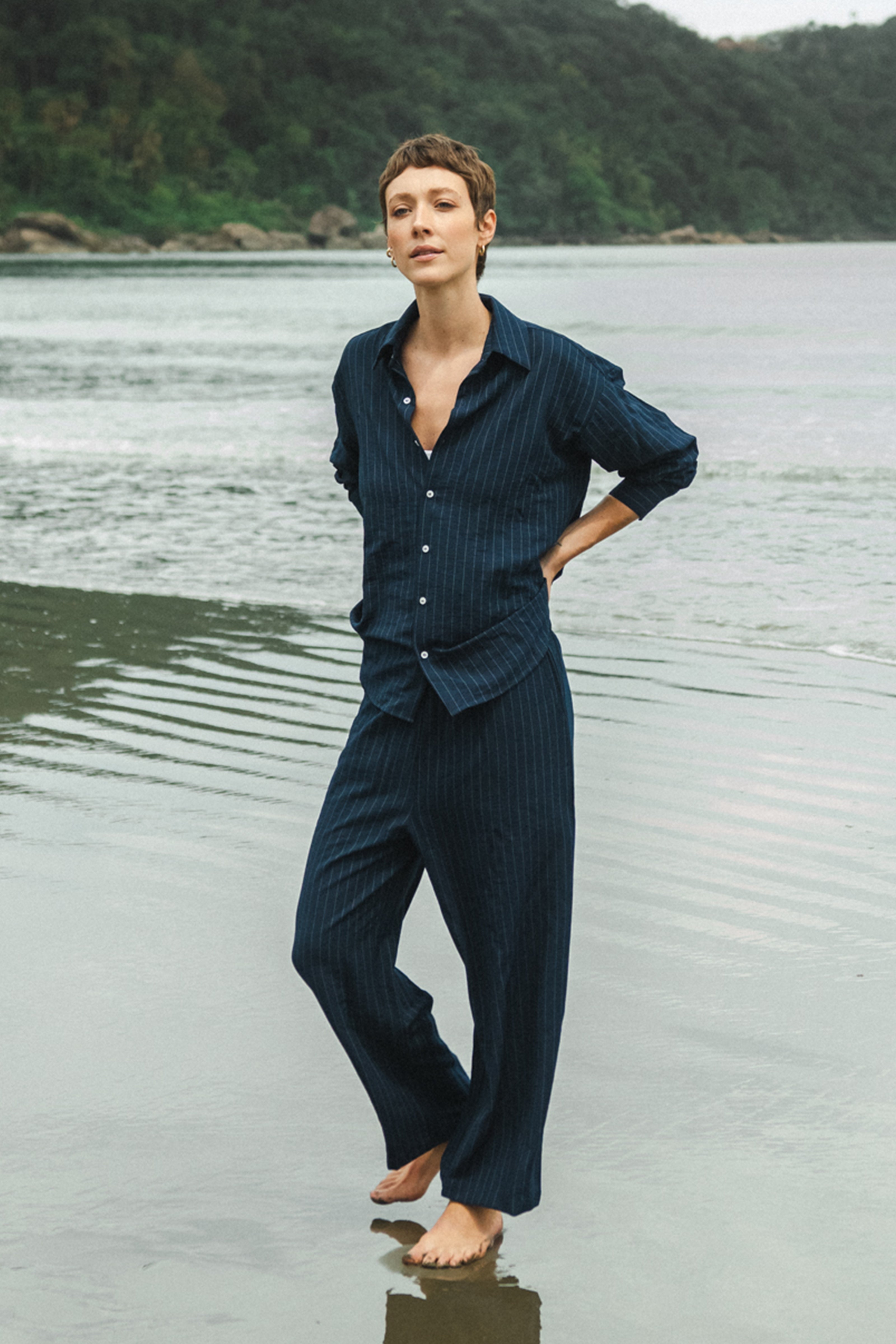 Calça Unissex Listrada Azul Marinho